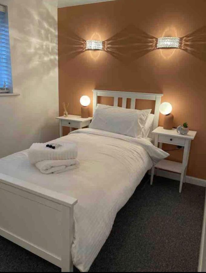Modern + Secluded 3 Bed, 10 Mins Into City Centre Spixworth Ngoại thất bức ảnh